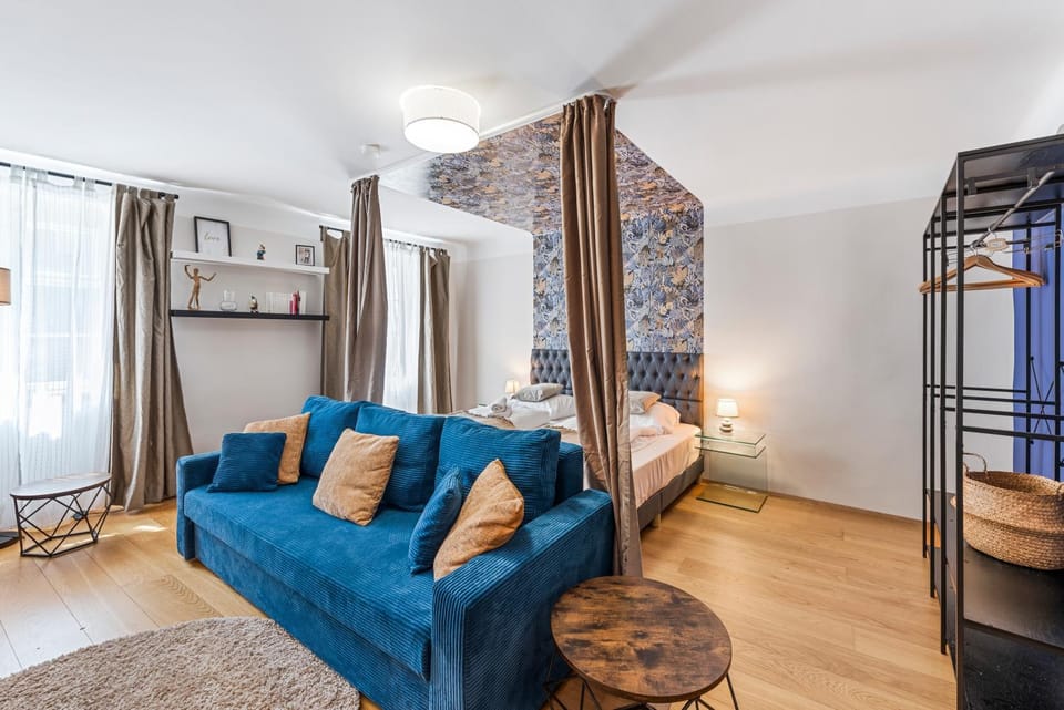 Living room, Bedroom
