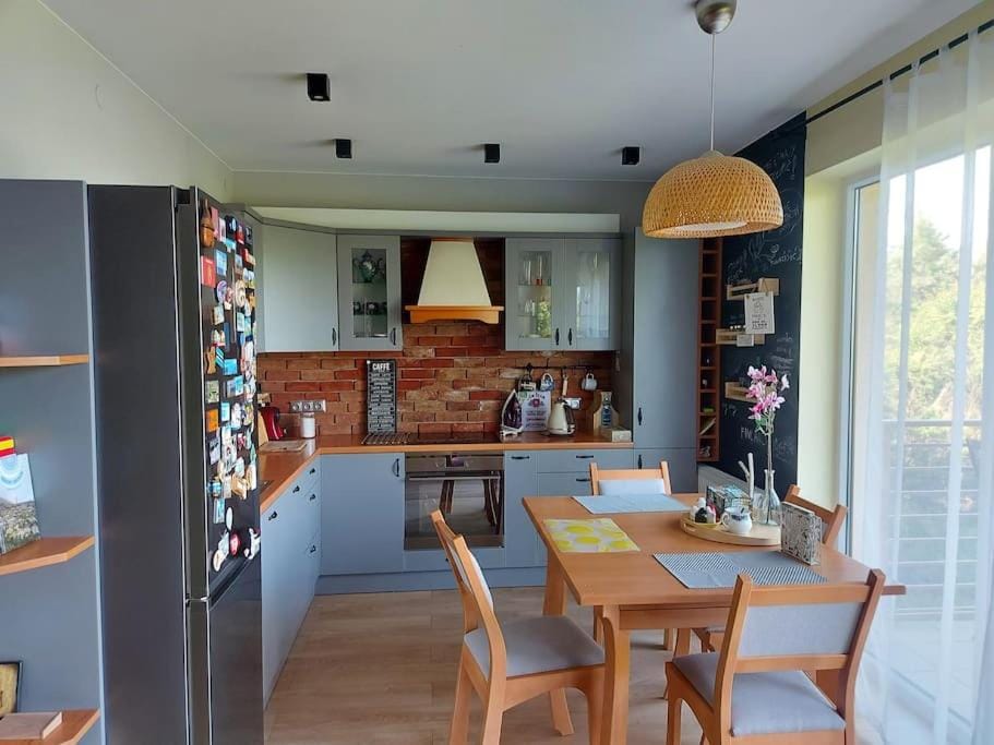 W pełni wyposażone mieszkanie Łódź, WIFI, parking, balkon Apartment in Poland