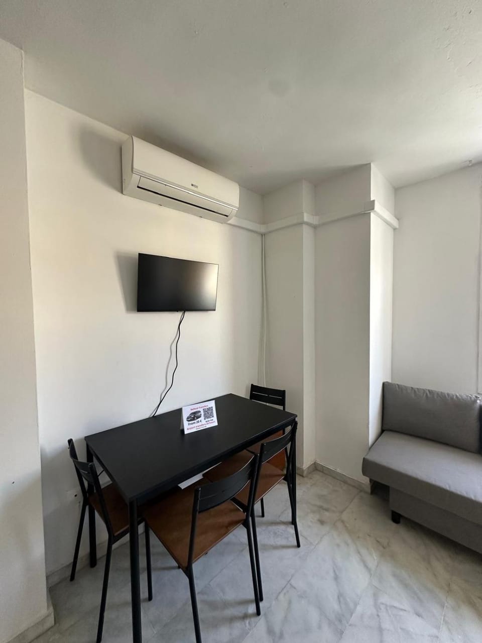 PLAYA HUELIN Apartamentos Apartment in Malaga