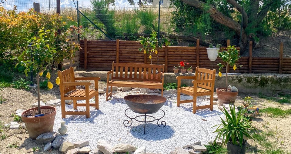 Patio, Spring, Day, BBQ facilities, Garden, Garden view