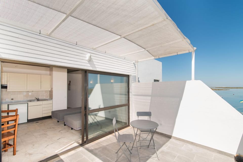Balcony/Terrace, Dining area
