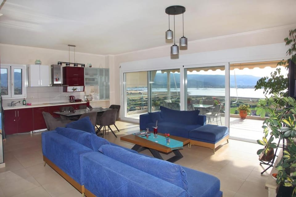 Aris Apartment House in Peloponnese, Western Greece and the Ionian