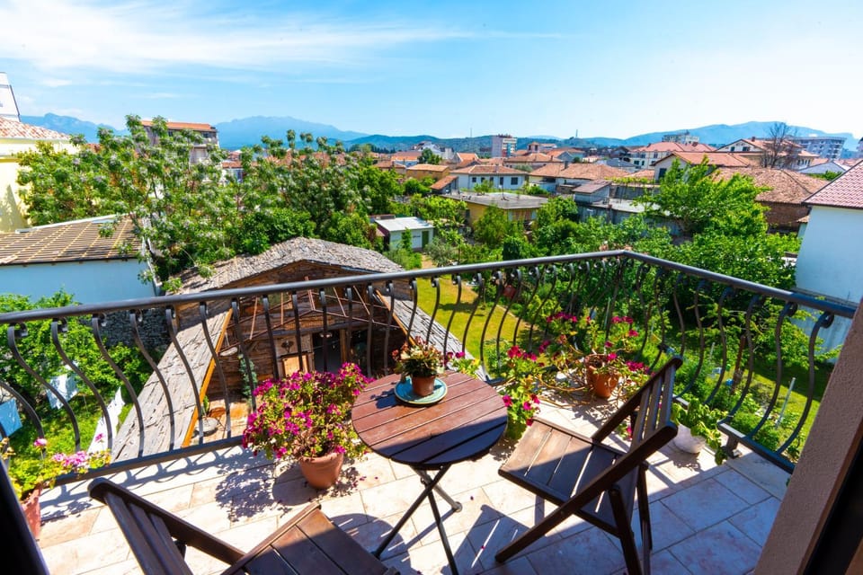 Spring, Day, Natural landscape, View (from property/room), Balcony/Terrace, River view