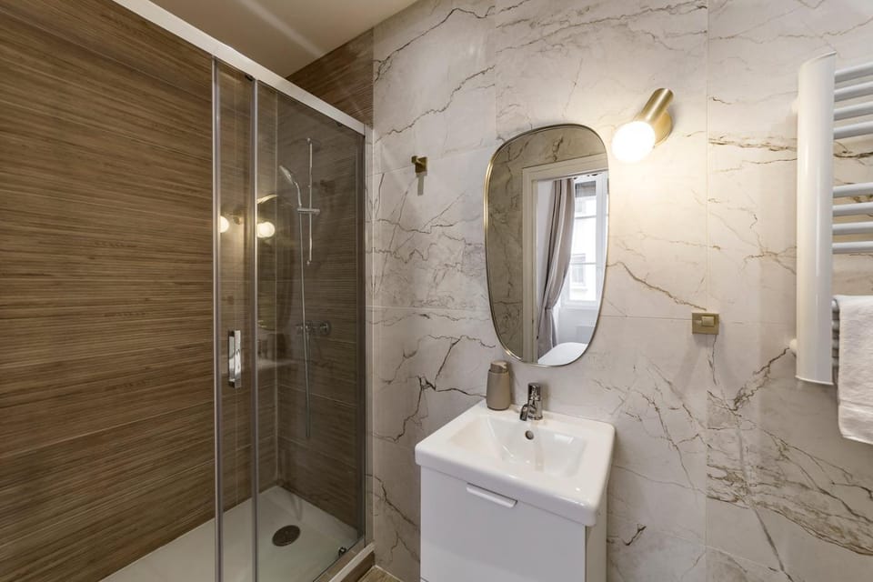Shower, Bathroom