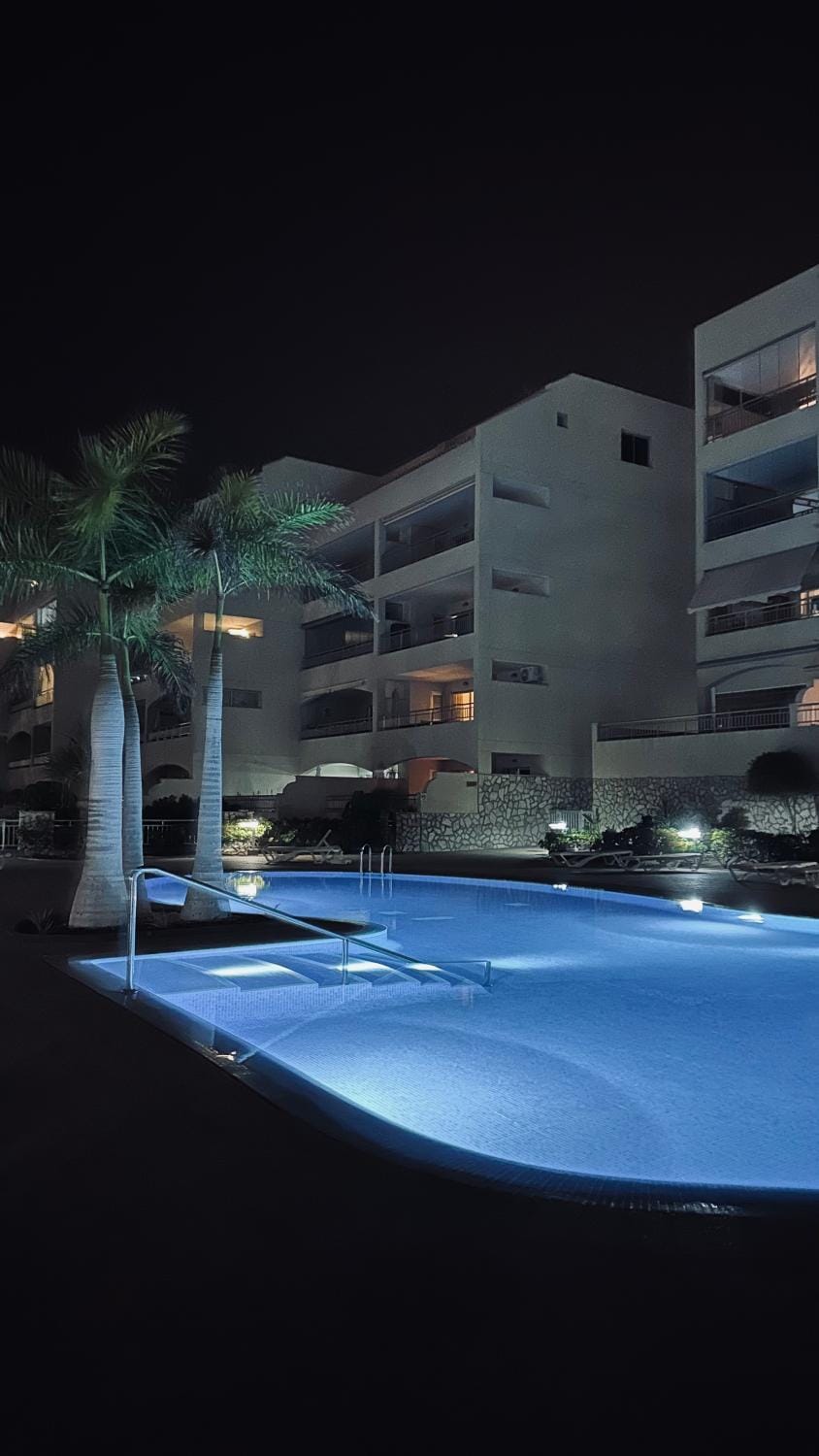 Night, Swimming pool