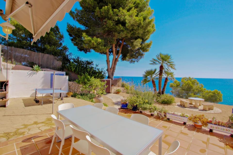 Celia - oceanfront villa in Costa Blanca Villa in Marina Alta