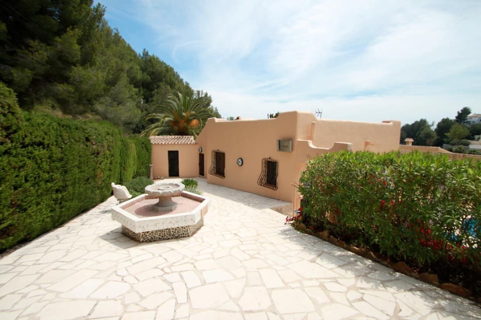 Chrisuli - well furnished villa with panoramic views in Moraira House in Marina Alta
