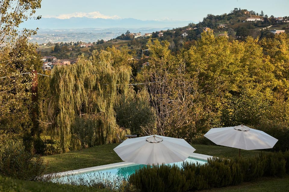 Mountain view, Swimming pool