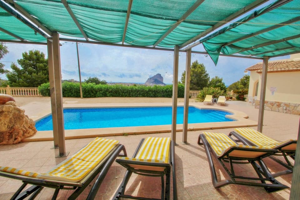 Estrelizia - pretty holiday property with garden and private pool in Calpe Villa in Calp