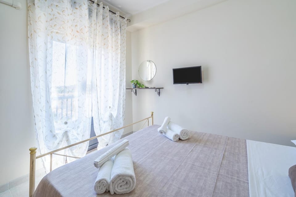 Living room, Bedroom