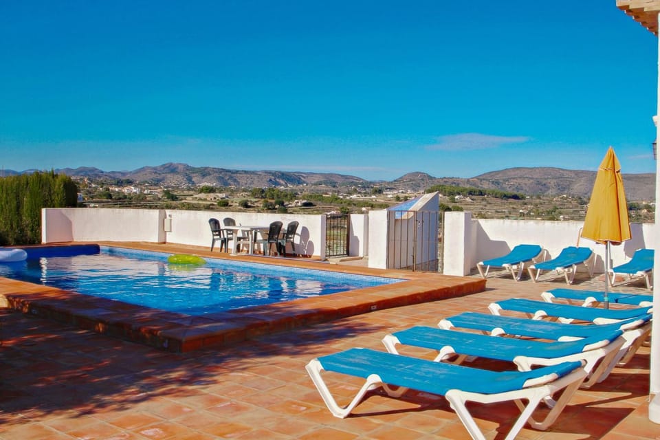 Finca Pepa - beautiful little house in pretty grounds with lovely views in Benissa Villa in Marina Alta