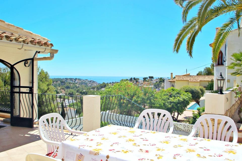 Linda - modern villa with splendid views in Benissa Villa in Marina Alta