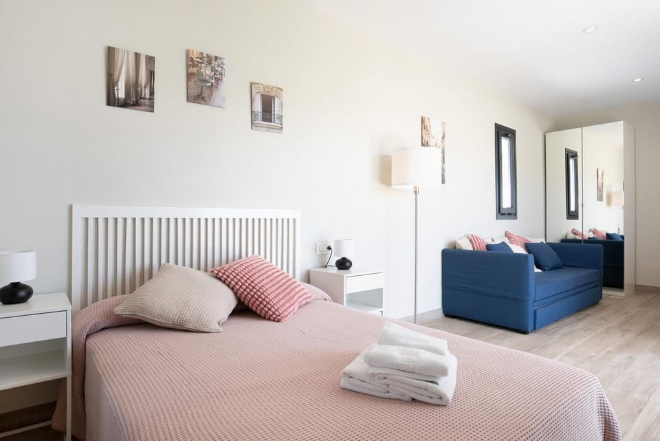 Living room, Bedroom