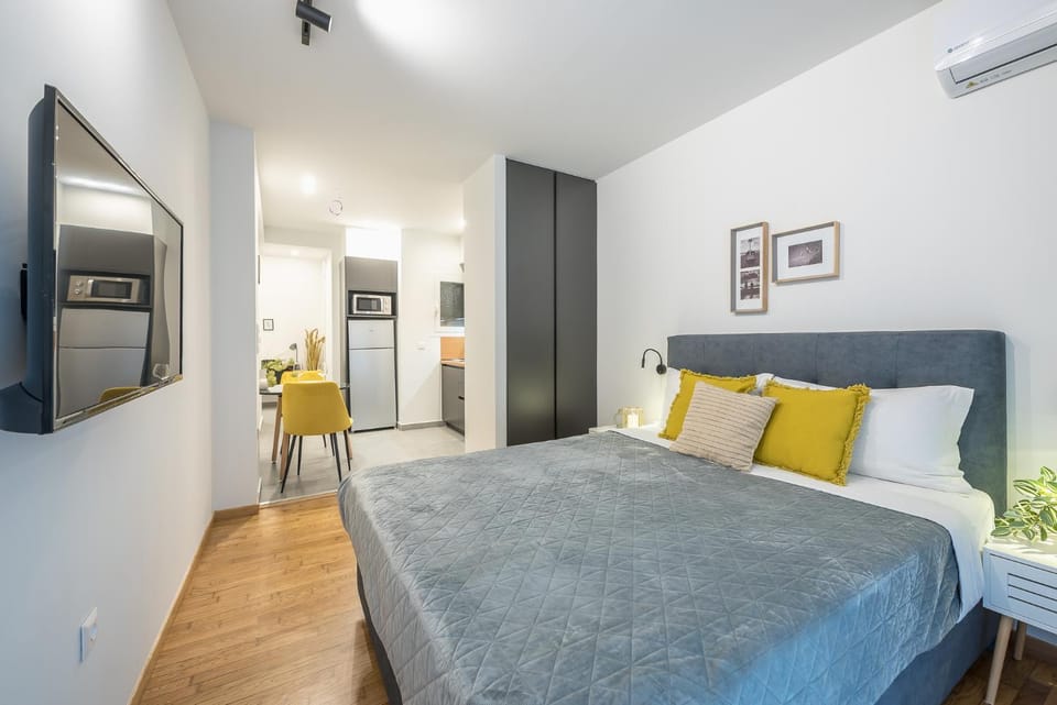 Home In Athens Apartment in Kallithea