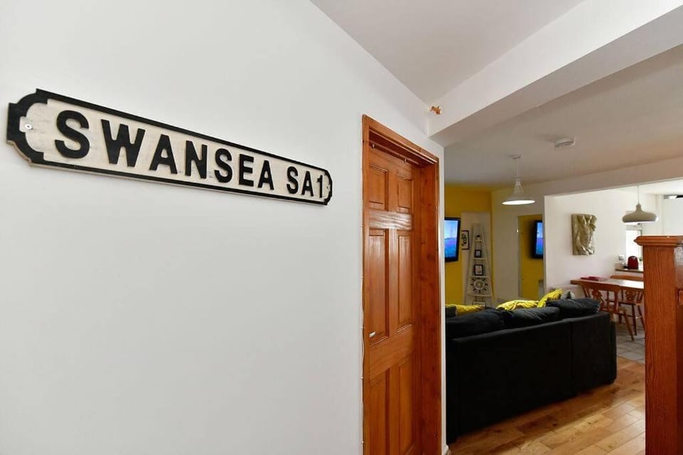 Property logo or sign