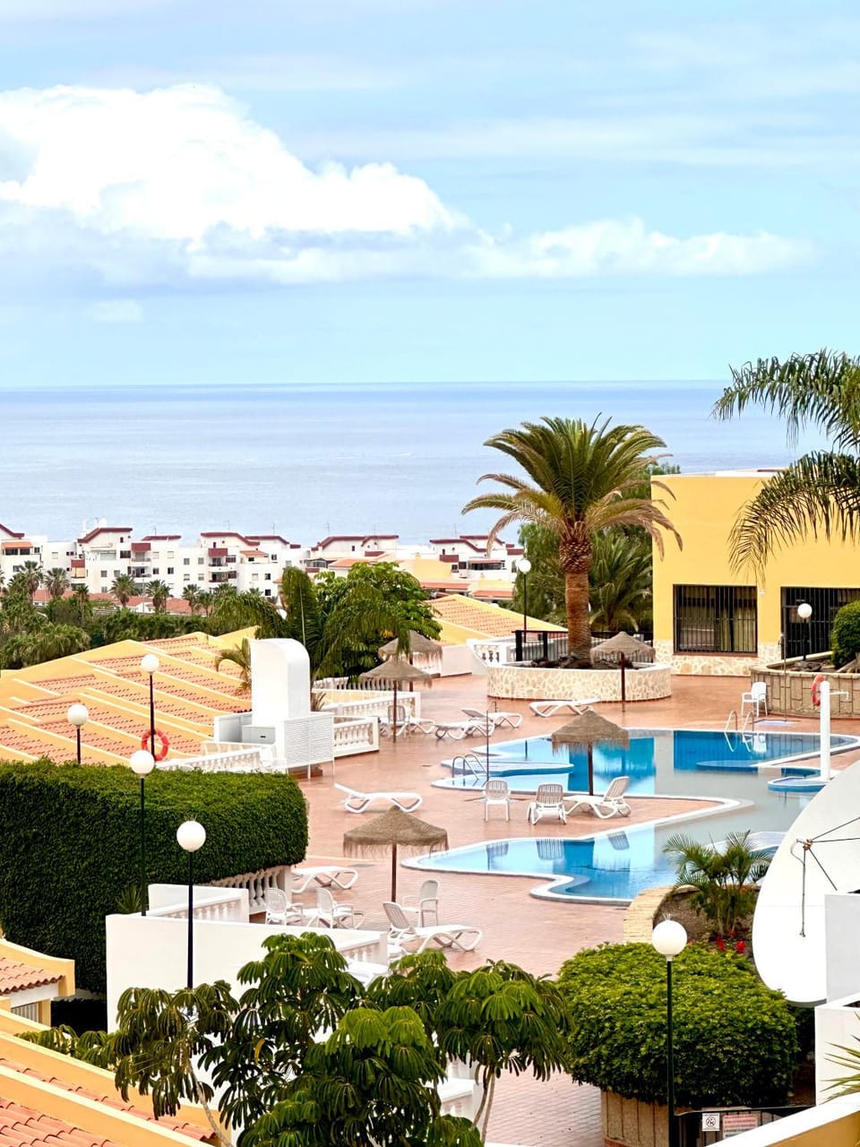 Pool view, Sea view, Swimming pool