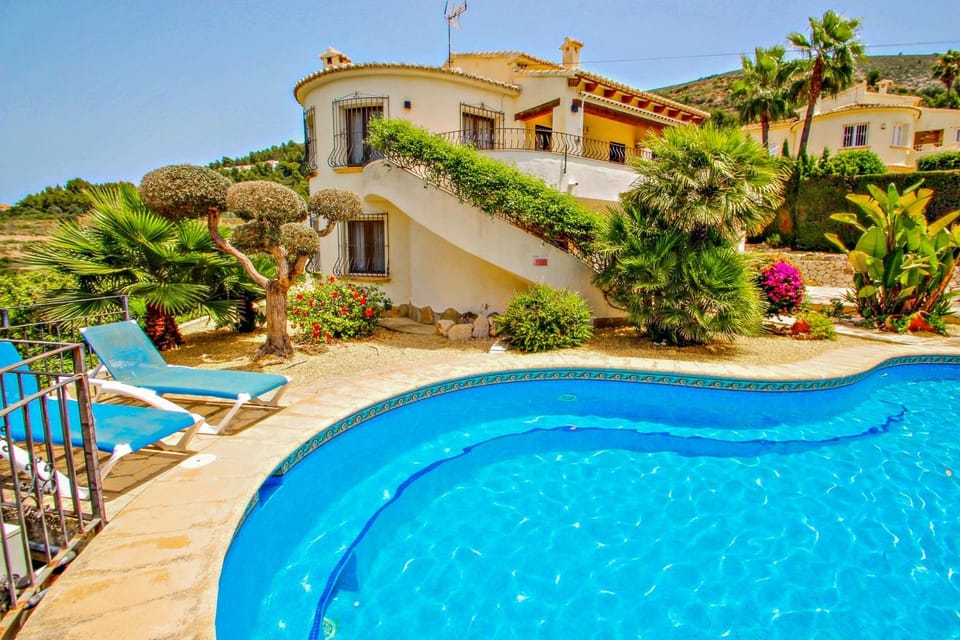 Nessa - well furnished villa with panoramic views in Benitachell Villa in Marina Alta
