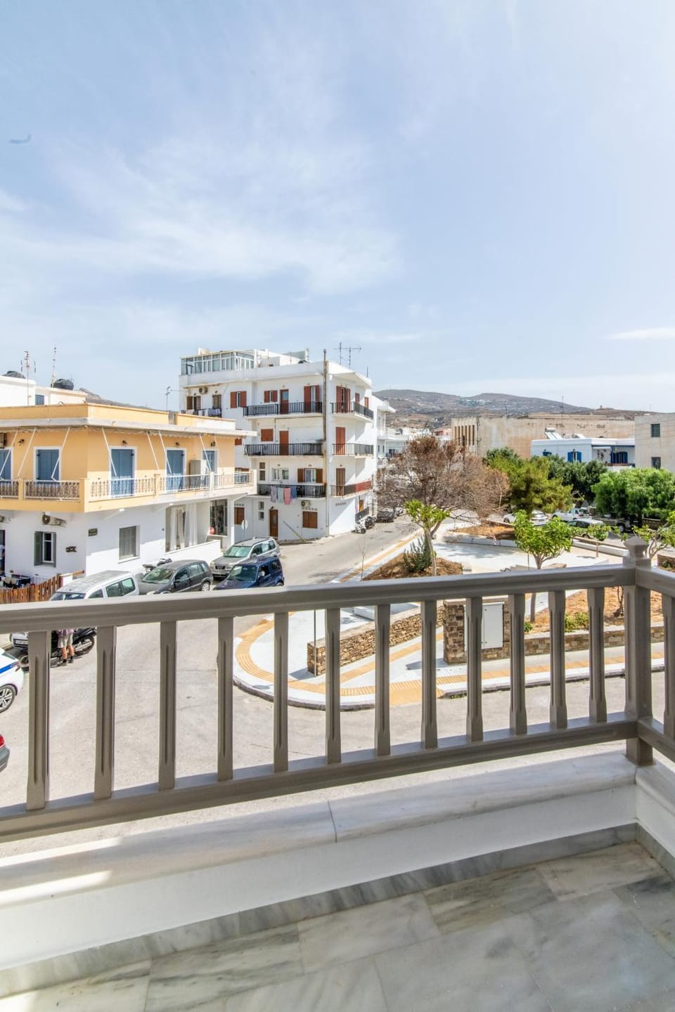 Property building, Neighbourhood, Natural landscape, View (from property/room), Balcony/Terrace, Balcony/Terrace, City view, Street view, Location