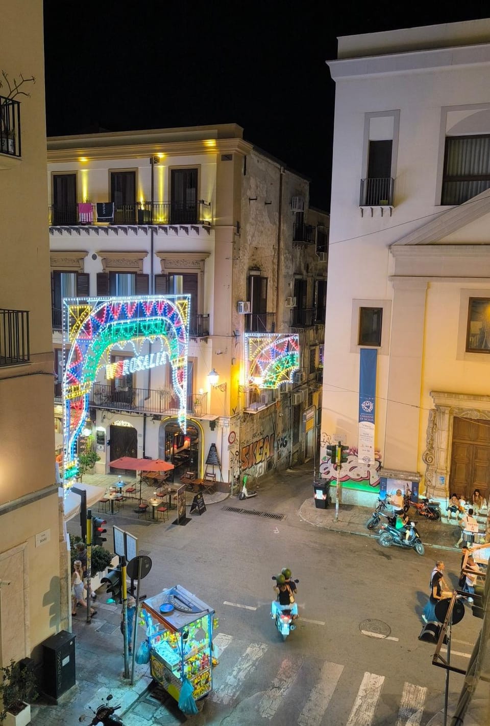 Property building, Night, Neighbourhood, Evening entertainment, City view, Street view