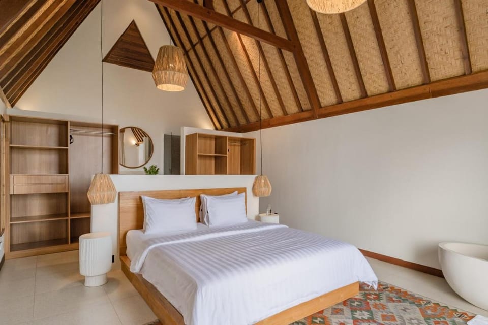 Treetop 4 - Enjoy this traditional, modern 3 bd villa in Bingin Villa in Bali