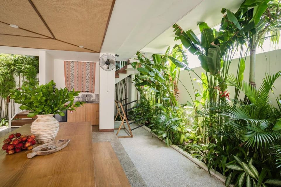 Tropical 3 Bedroom Villa, Private Pool, Bingin Villa in Bali