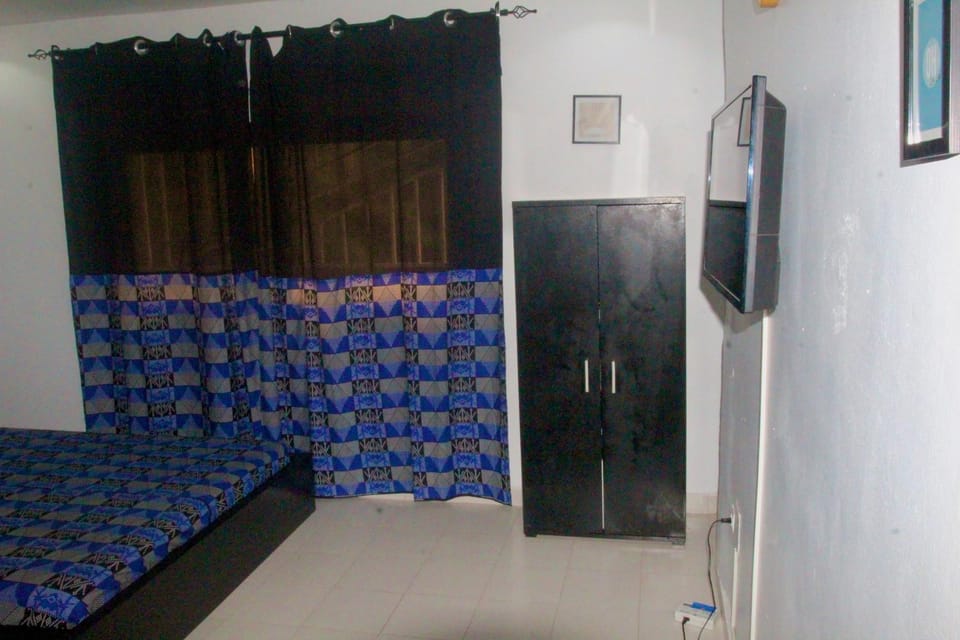 Agréable Mini-Studio Meublé avec Wifi Gratuit, Climatiseur et Eau Chaude à Disposition Apartment in Dakar