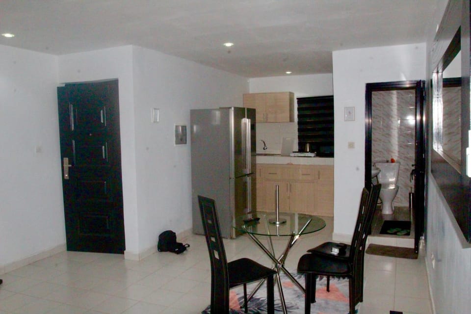 Agréable Mini-Studio Meublé avec Wifi Gratuit, Climatiseur et Eau Chaude à Disposition Apartment in Dakar