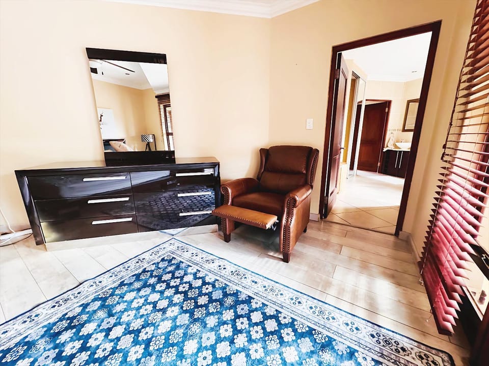 Villa on 8 Pecanwood House in Gauteng