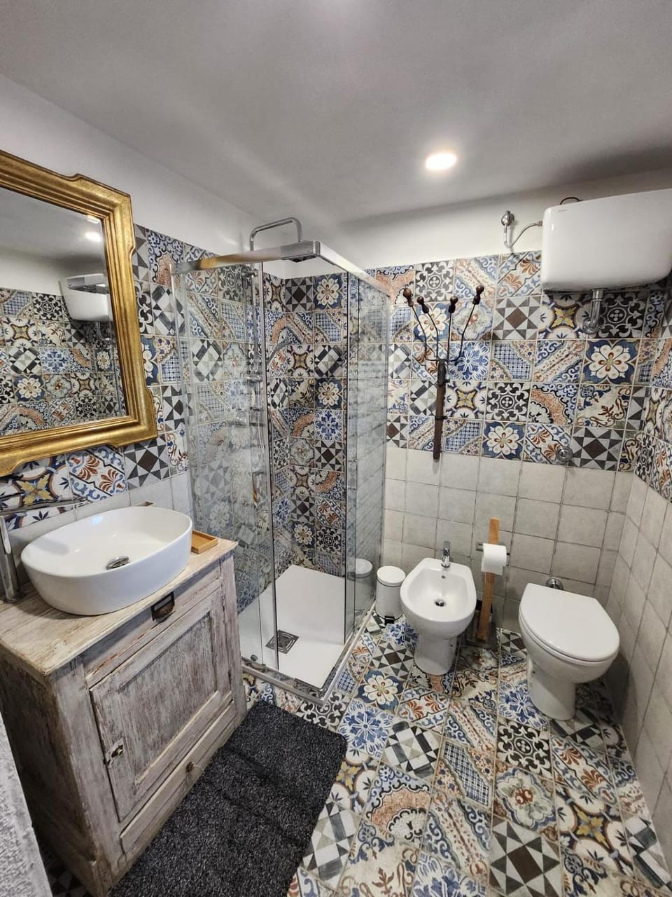 Shower, Toilet, Bathroom, bidet
