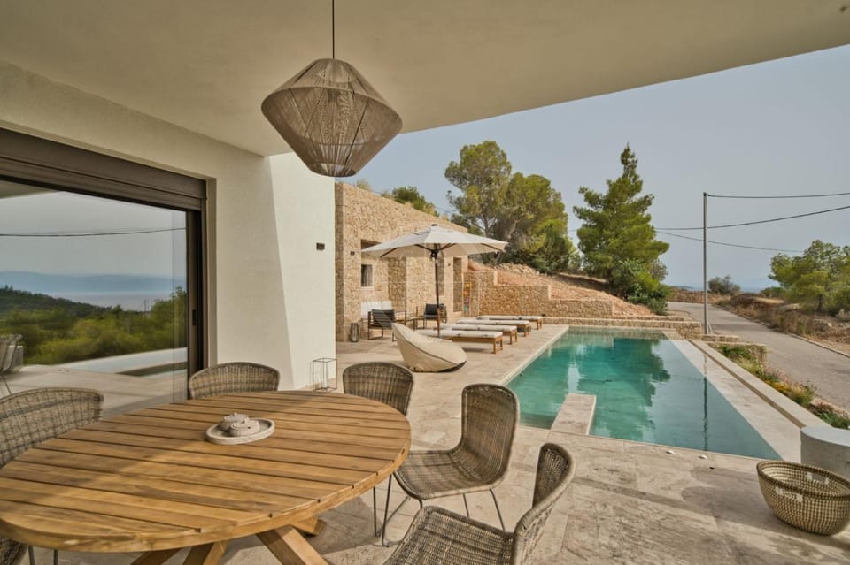 Balcony/Terrace, Pool view, Swimming pool