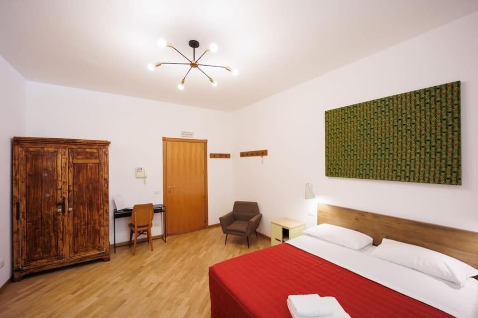Dante 2 Rooms Apartment Super Central next metro Apartment in Naples