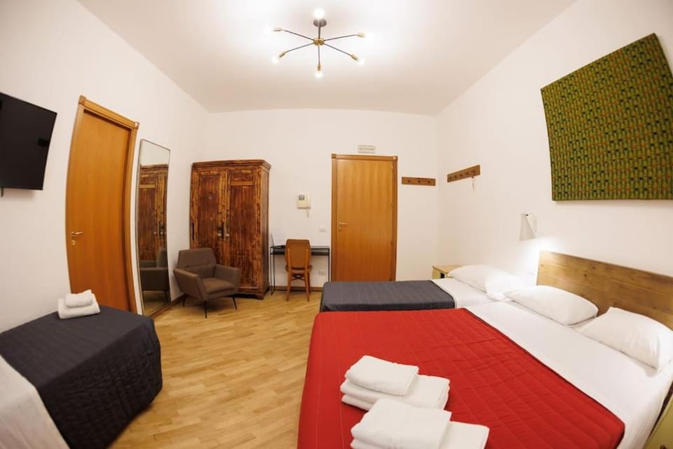 Dante 2 Rooms Apartment Super Central next metro Apartment in Naples