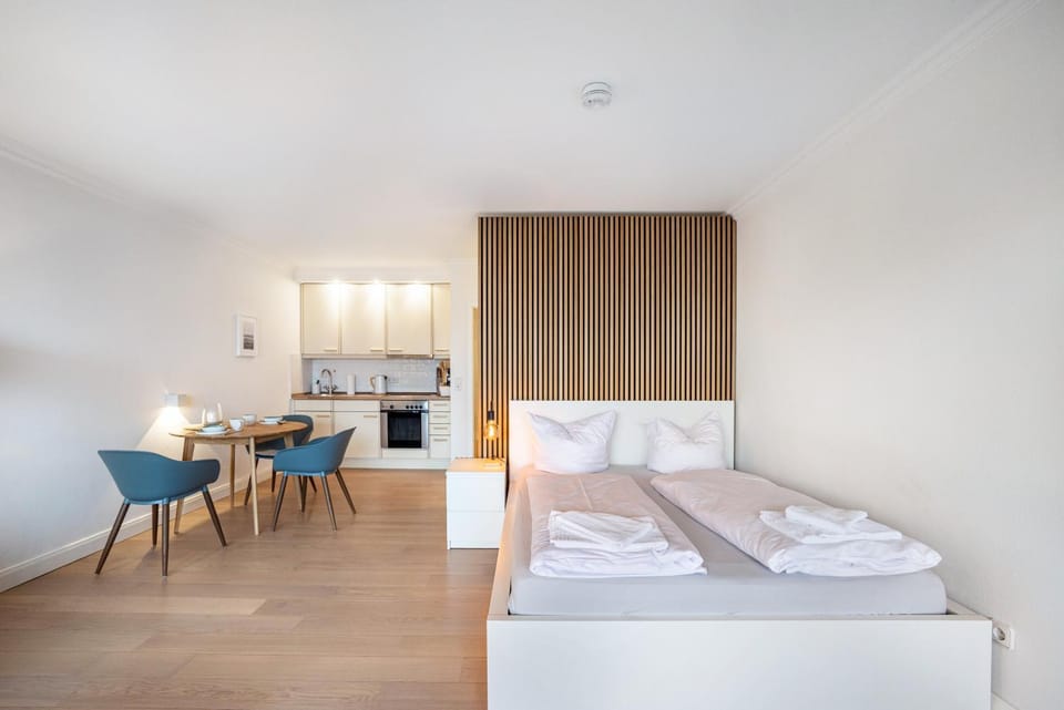 Living room, Bedroom