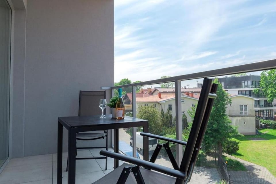 Patio, Day, View (from property/room), Balcony/Terrace, Living room, Seating area, Dining area