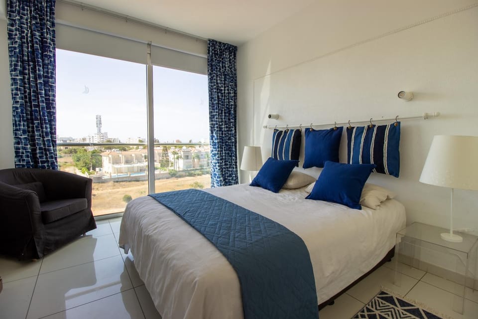 Bed, View (from property/room), Bedroom