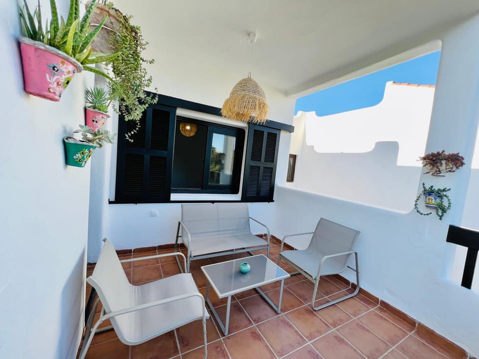 View (from property/room), Balcony/Terrace