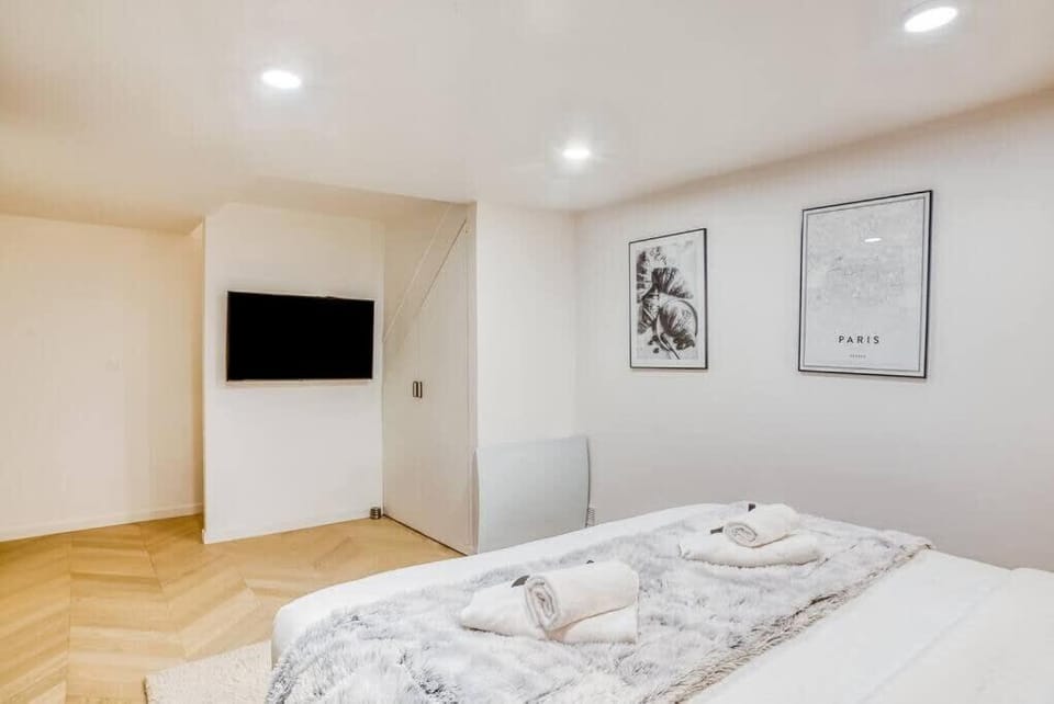 Bel appartement pour 6 personnes proche Champs Elysees Apartment in Paris
