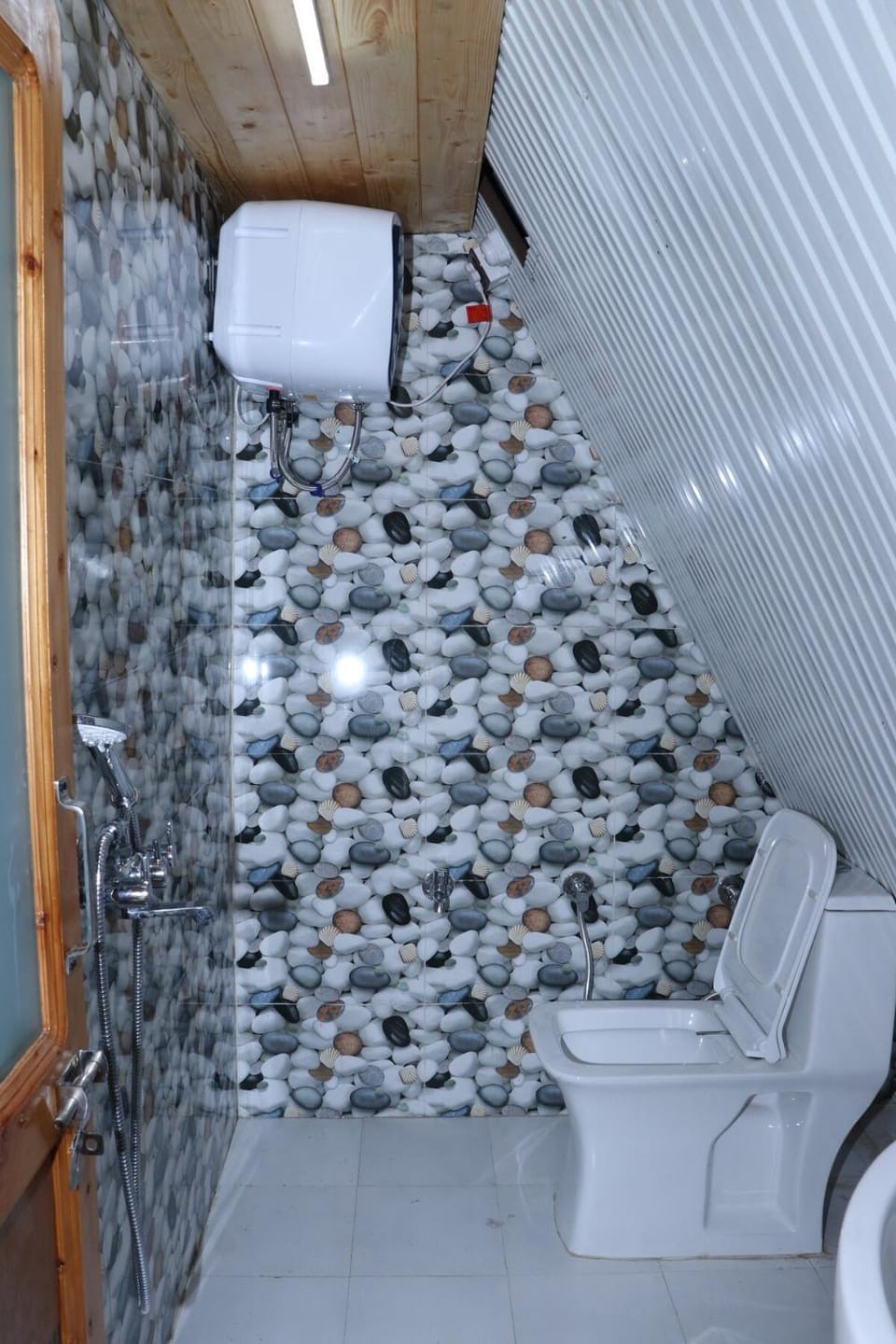 Shower, Toilet, Bathroom