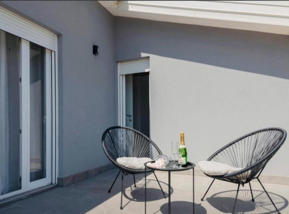 Lounge or bar