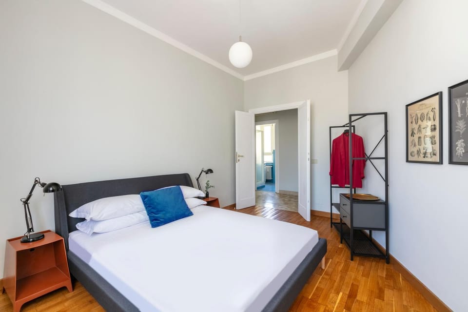 Bed, Photo of the whole room, Bedroom, wardrobe