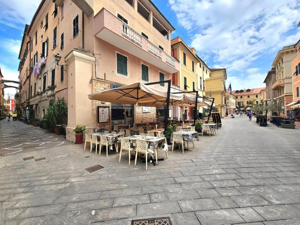 Archi e Mare - Mare a 150m e Parcheggio Gratuito a 5min Apartment in Pietra Ligure
