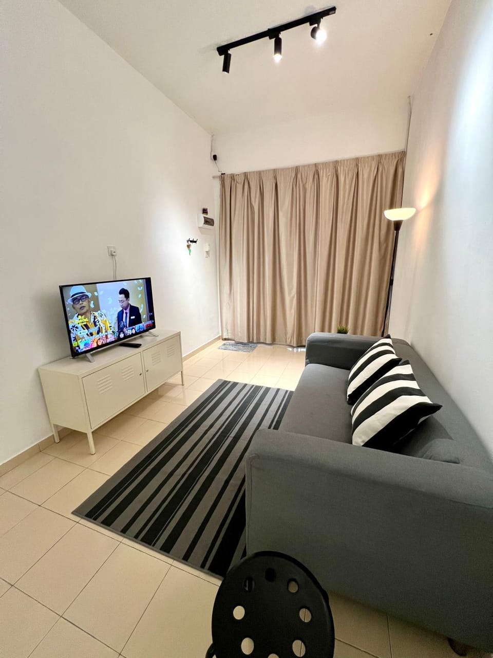 7 STAY#2 - 1 Room for 3 Pax at Kuala Berang -Best Travelers Stay House in Terengganu, Malaysia