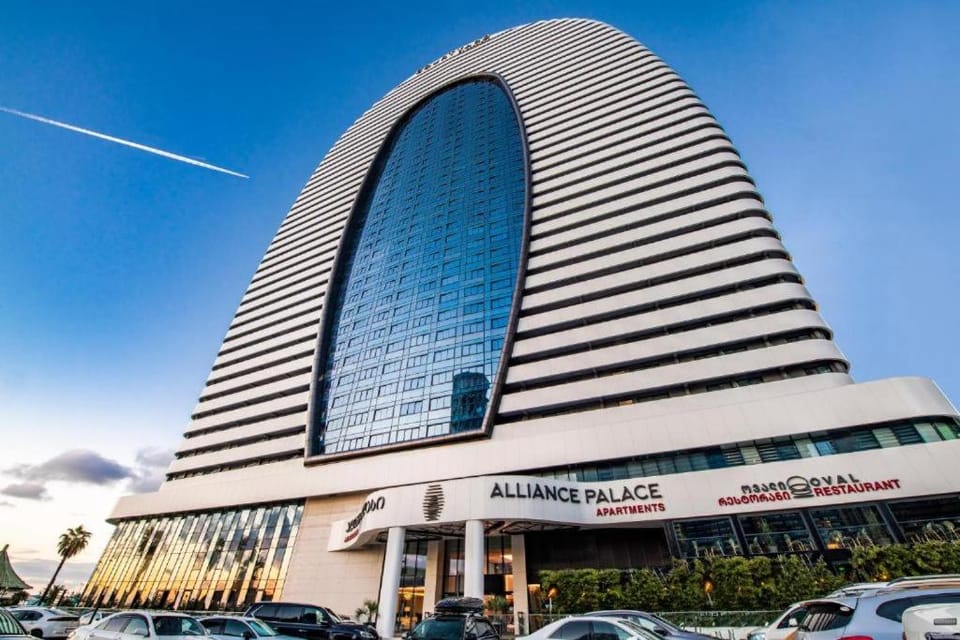 Alliance Burgundy 8th floor Apartment in Batumi