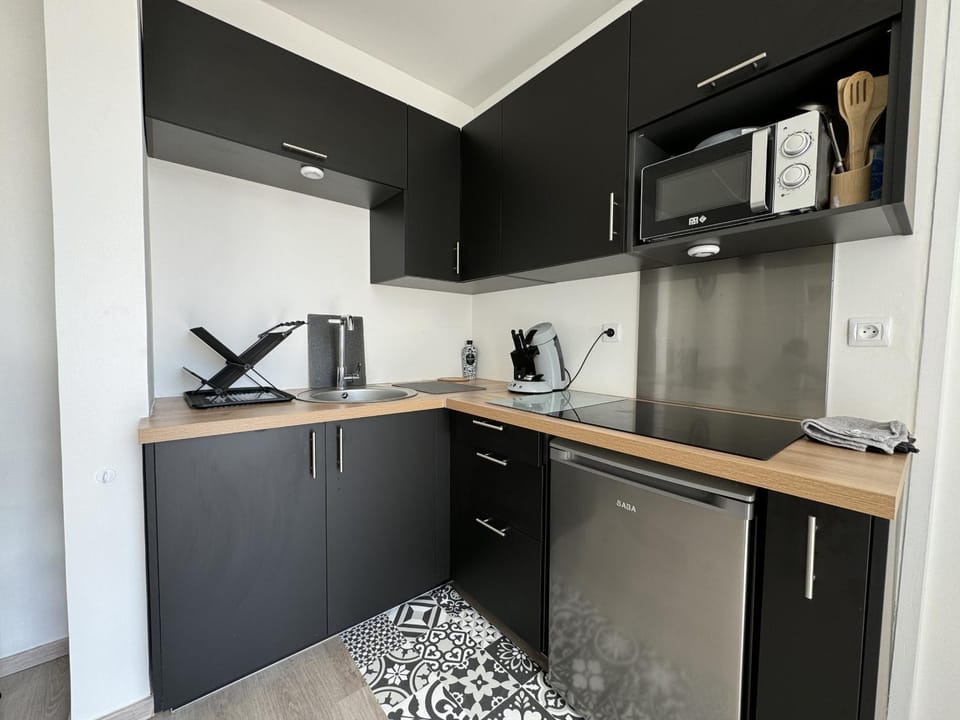 Le Refuge - Parking Gratuit - 6 pers - Wi-Fi House in Le Mans