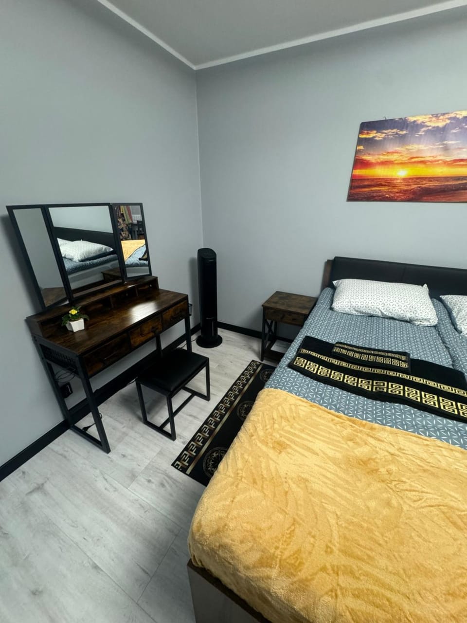 Bed, Photo of the whole room, Bedroom