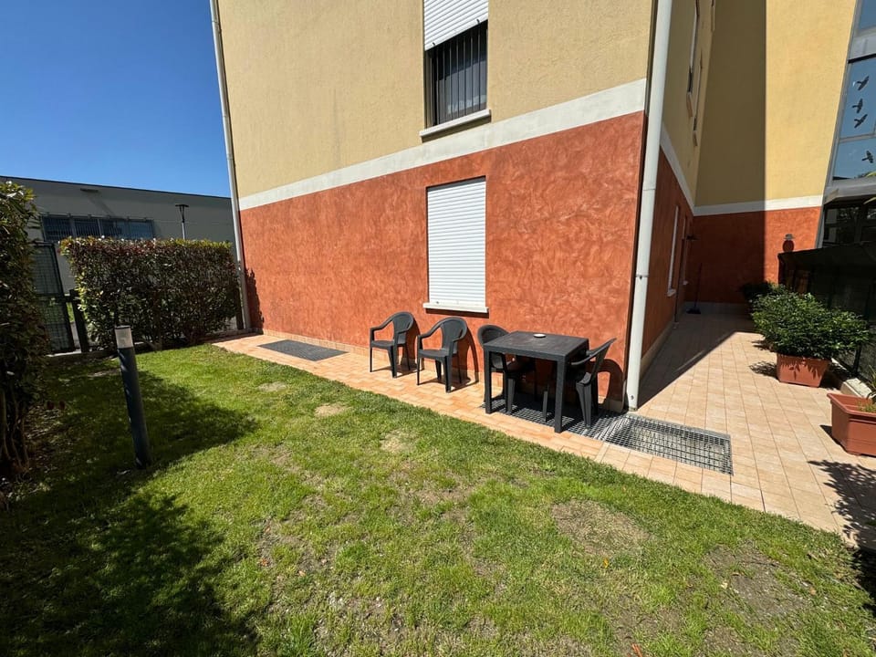 Garden, Garden view