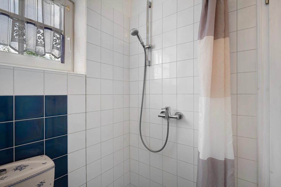 Bathroom, Living room