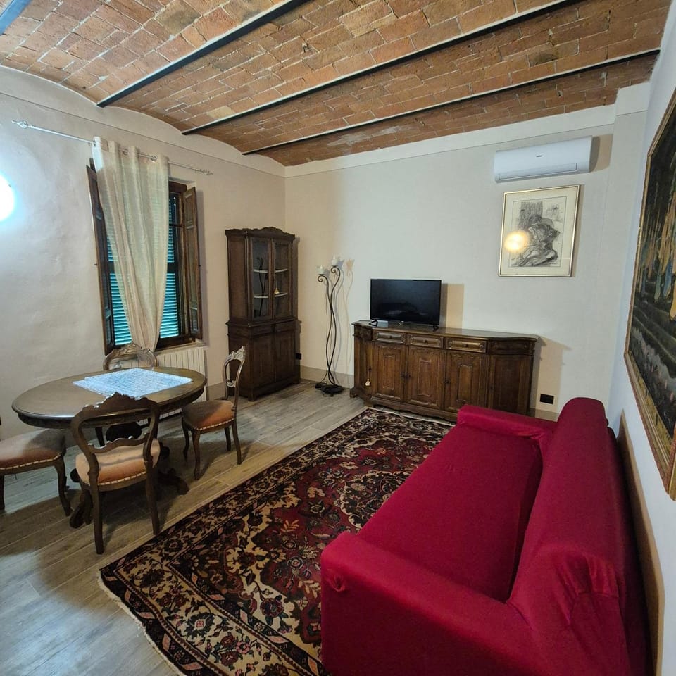 TV and multimedia, Living room, Dining area