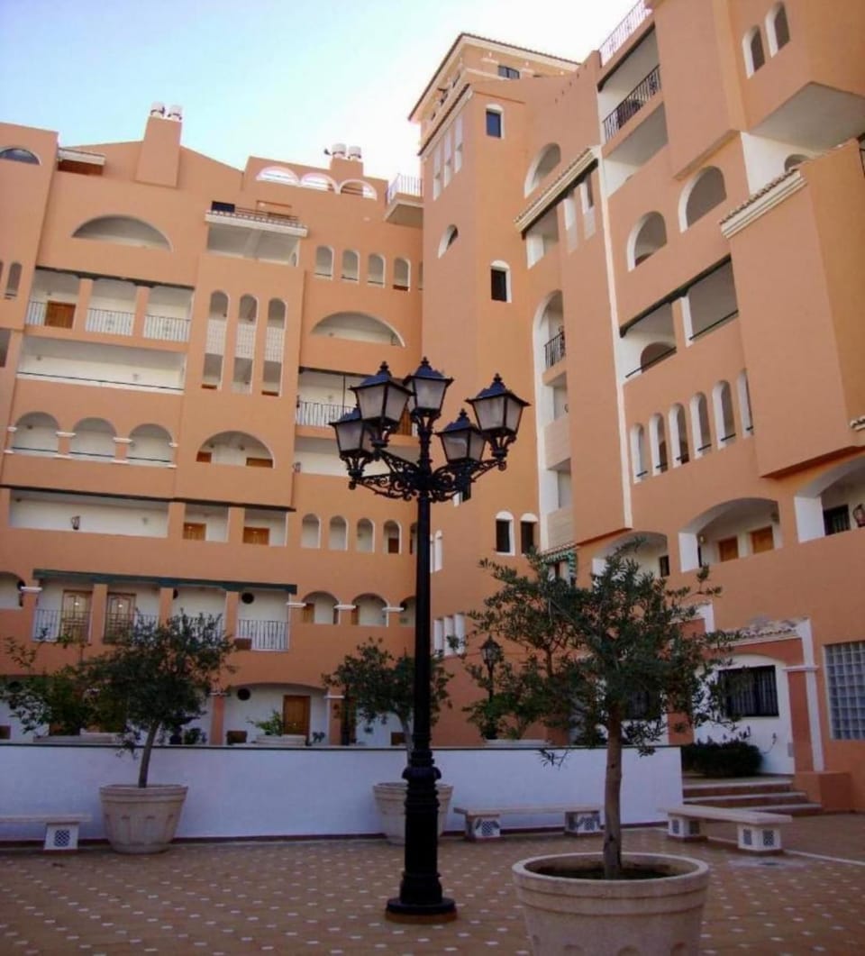 Apartamentos Fénix Apartment in Roquetas de Mar