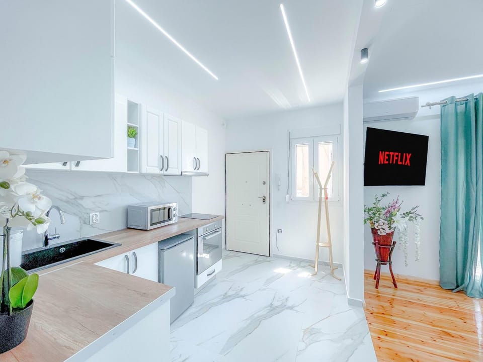 Kitchen or kitchenette, pet friendly